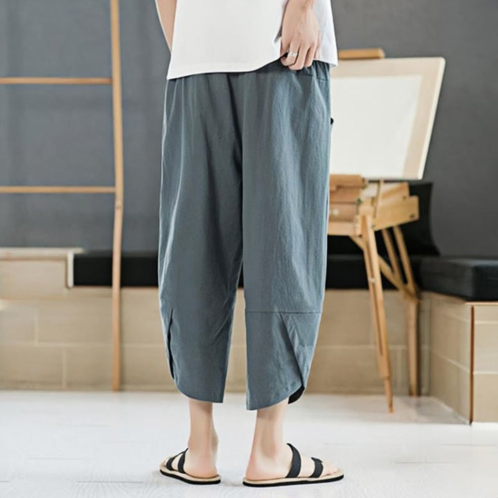 Pantaloni estivi da uomo Buddha Stones , tinta unita, lunghezza 7-8, con coulisse e tasche. - image 2