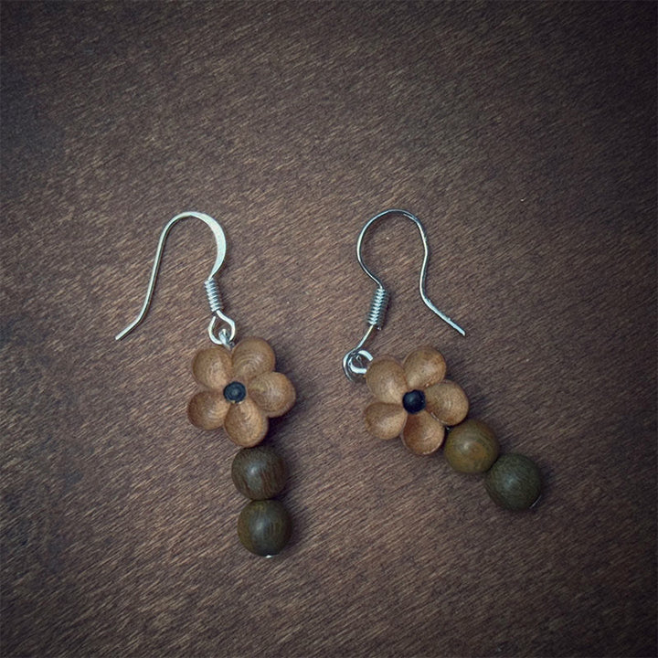 Buddha Stones in argento sterling 925 con fiore di legno di pesca e sandalo verde portafortuna