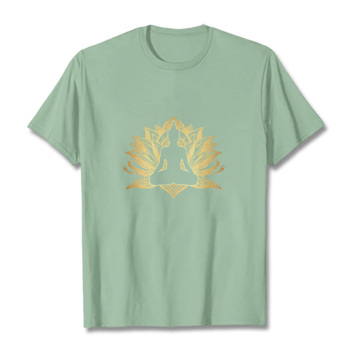 Buddha Stones Golden Lotus Meditazione Buddha Tee - Verde pallido - 2XL - image 14