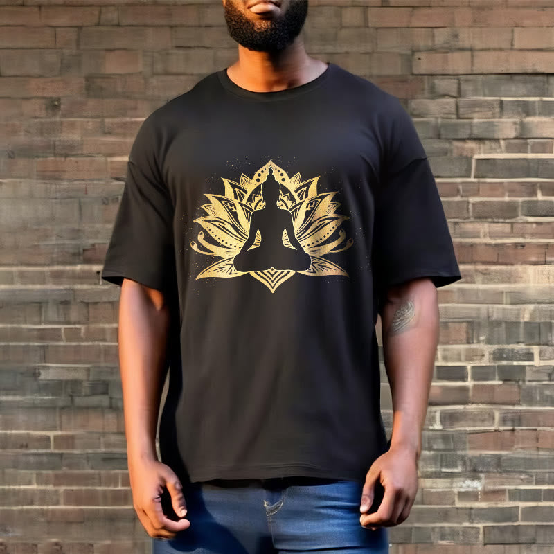 Buddha Stones Golden Lotus Meditazione Buddha Tee - image 3