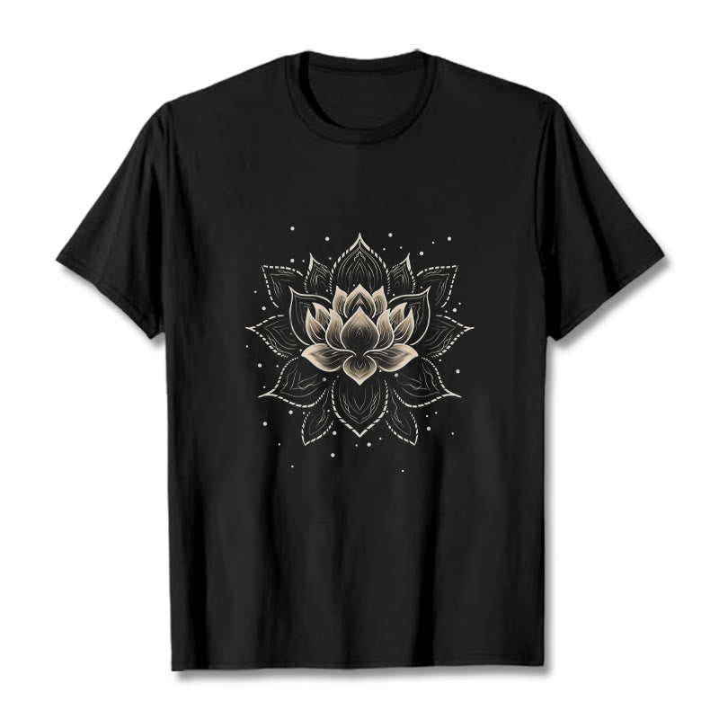 Maglietta con motivo a fiore di loto dorato Buddha Stones - Nero - 2XL - image 1