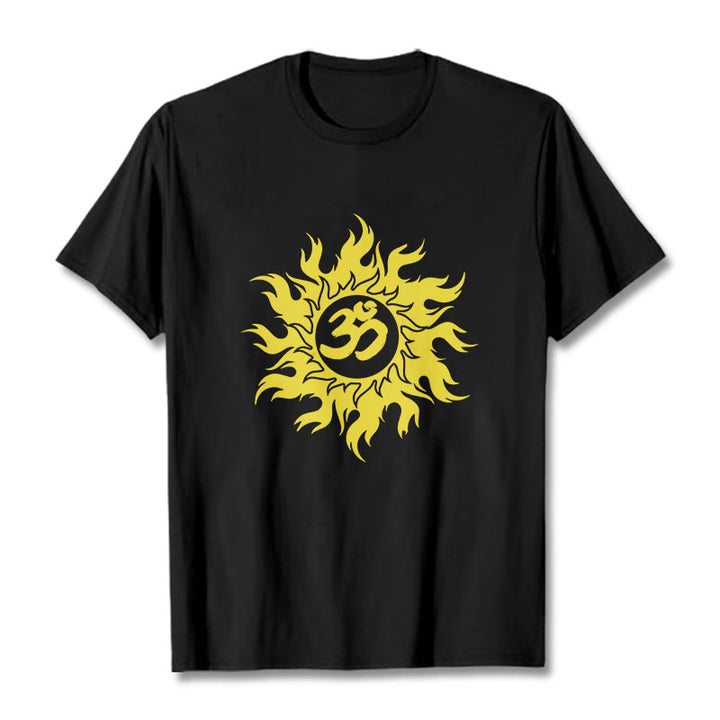 T-shirt con maglietta da sole dorata in sanscrito Buddha Stones OM Mantra - Nero - 2XL - image 1