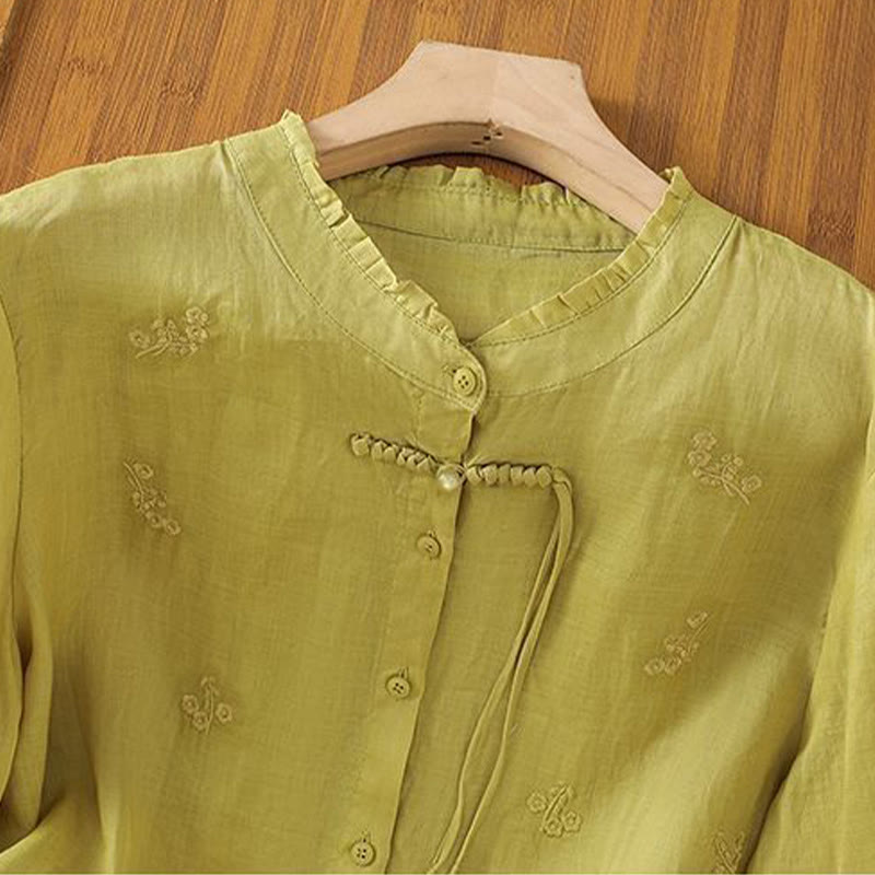 Camicia da donna in cotone con maniche a tre quarti, motivo Buddha Stones, fiori ricamati e bottoni - image 2