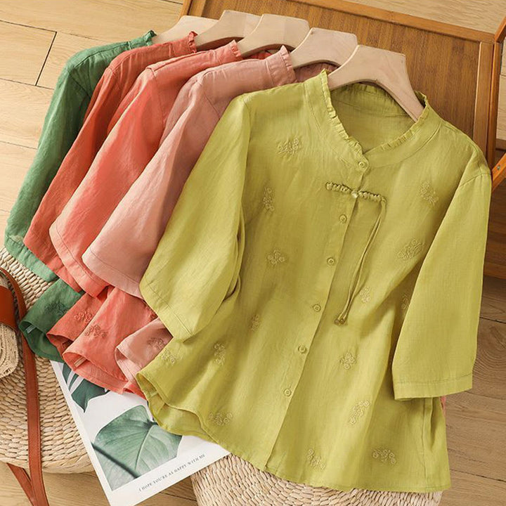Camicia da donna in cotone con maniche a tre quarti, motivo Buddha Stones, fiori ricamati e bottoni - image 15
