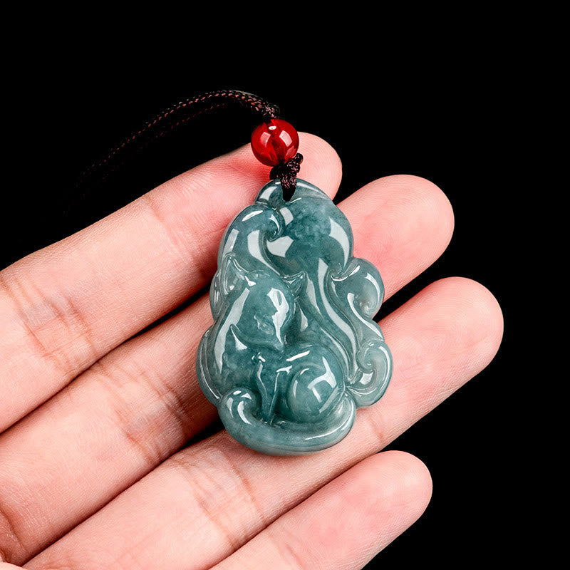 Collana con ciondolo a forma di fata della prosperità, volpe a nove code, in giada verde naturale, Buddha Stones