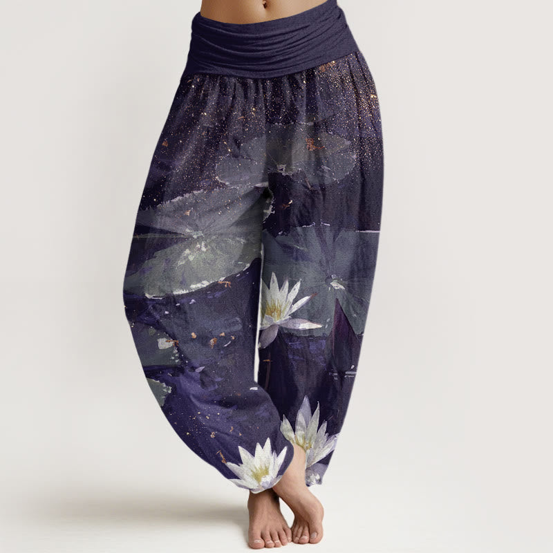 Pantaloni harem da donna con elastico in vita, modello Buddha Stones, foglie di loto casual sul lago - Indaco - US22, UK/AU26, EU54 (6XL) - image 8