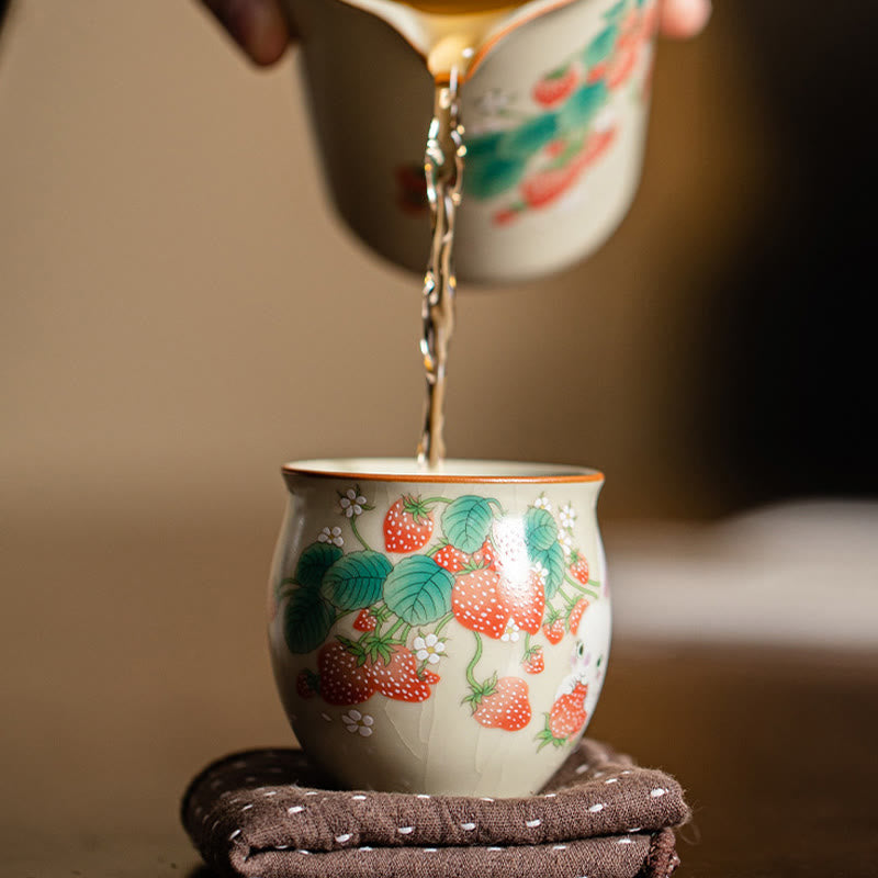 Tazza da tè Kung Fu con coniglio e fragola Buddha Stones, piccola, 90 ml, con scatola regalo