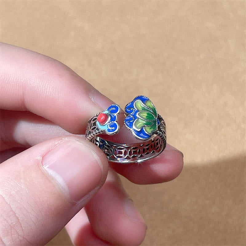 Anello regolabile con motivo a ciondoli Buddha Stones di loto, monete di rame e manico Ruyi.