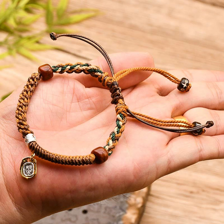 Bracciale intrecciato in legno di protezione Buddha Stones , fatto a mano in stile tibetano Zakiram, dea della ricchezza