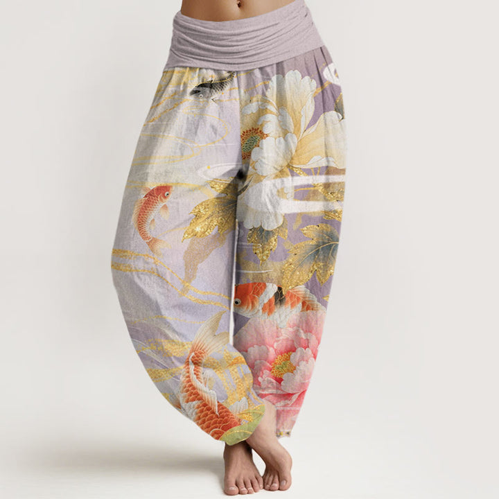 Pantaloni harem da donna con elastico in vita, motivo Buddha Stones, peonia, pesce koi, foglie dai bordi dorati - Cardo - US22, UK/AU26, EU54 (6XL) - image 1