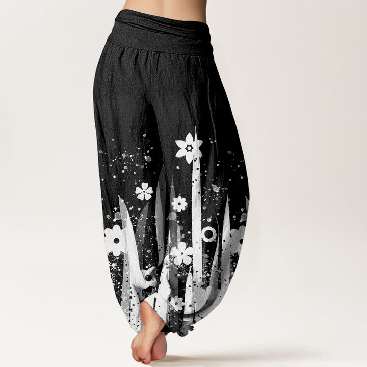 Pantaloni harem da donna con elastico in vita, modello casual con fiori bianchi e erba, motivo Buddha Stones - image 2