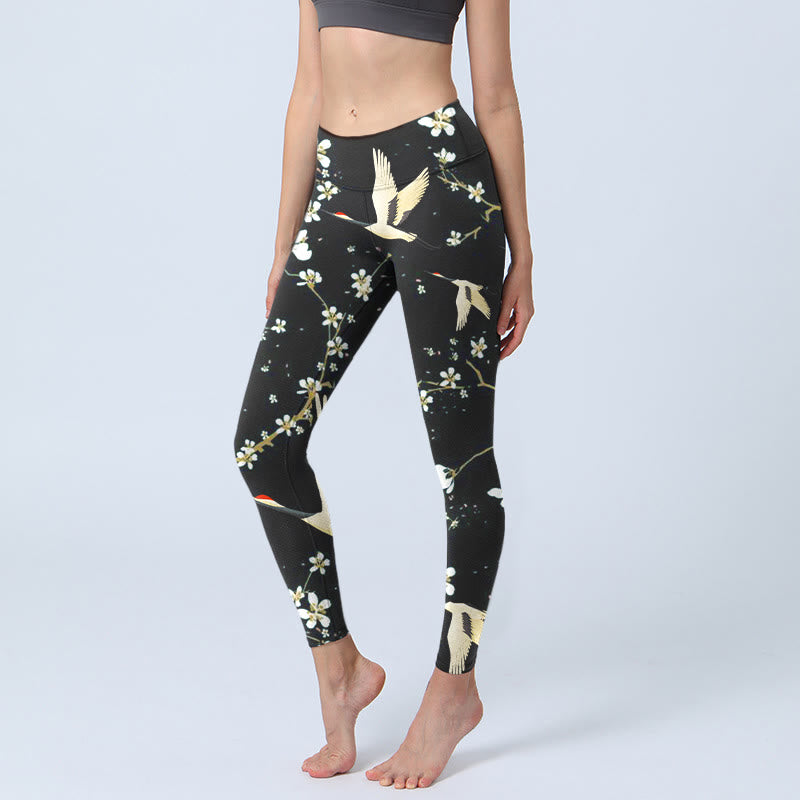 Leggings da palestra con stampa a motivo di Buddha Stones, gru dalla corona rossa e fiori di prugno, pantaloni da yoga da donna - Nero - US18, UK/AU22, EU50 (4XL) - image 0