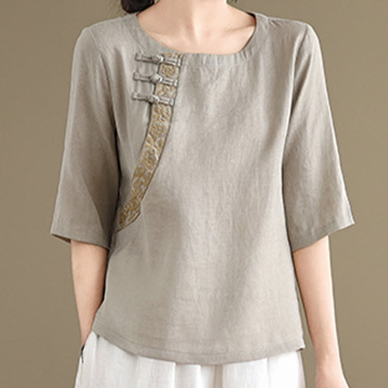 Camicia casual da donna in cotone e lino con maniche corte, modello a fiori ricamati, scollo a giro e bottoni a rana, motivo Buddha Stones - image 3