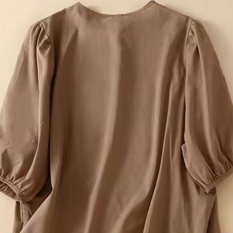 Camicia casual da donna in cotone e lino con maniche corte, modello girocollo, motivo floreale ricamato, motivo Buddha Stones - image 1