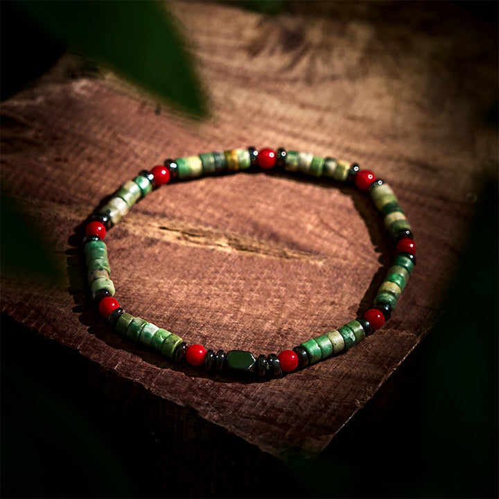 Bracciale potente in pietra verde naturale con ematite e corallo rosso Buddha Stones