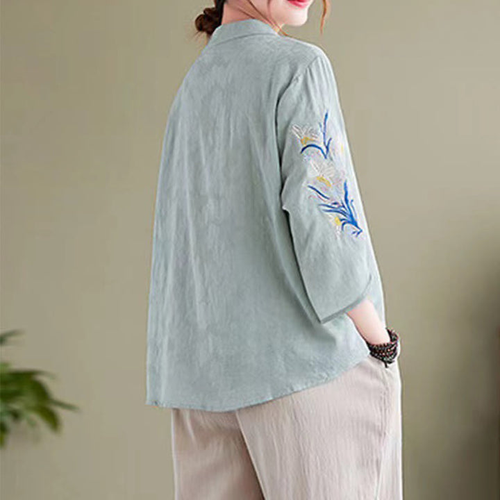 Camicia da donna in cotone e lino con colletto a punta, manica a tre quarti, ricamo estivo con Buddha Stones e fiori - image 7
