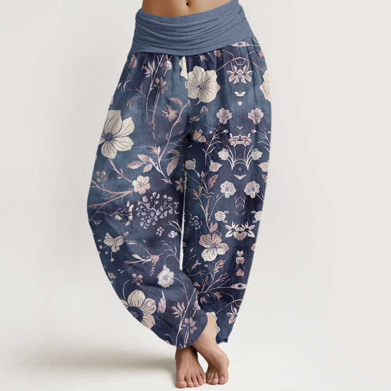 Pantaloni harem da donna con elastico in vita, in cotone, con motivo a fiori bianchi e pietre Buddha Stones - Cielo blu - US22, UK/AU26, EU54 (6XL) - image 7