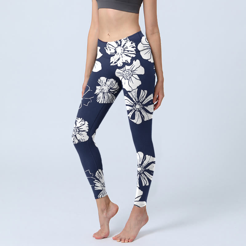 Buddha Stones da palestra con stampa di grandi petali bianchi e motivo a piante, pantaloni da yoga da donna - Blu notte - US18, UK/AU22, EU50 (4XL) - image 1