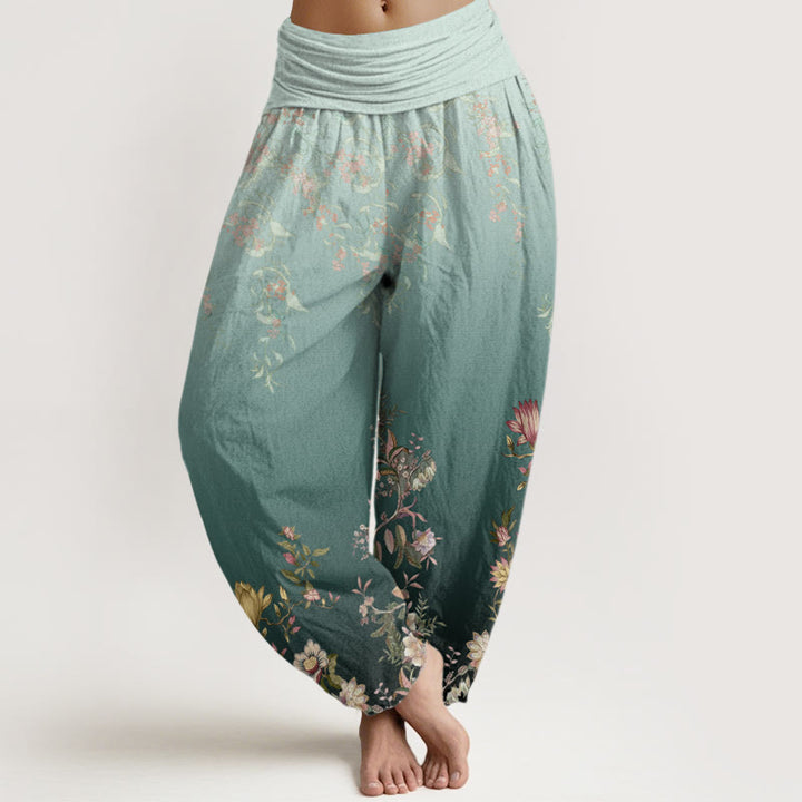 Pantaloni harem da donna con elastico in vita, motivo floreale delicato e sfumato , in Buddha Stones - VerdeMare Chiaro - US22, UK/AU26, EU54 (6XL) - image 0