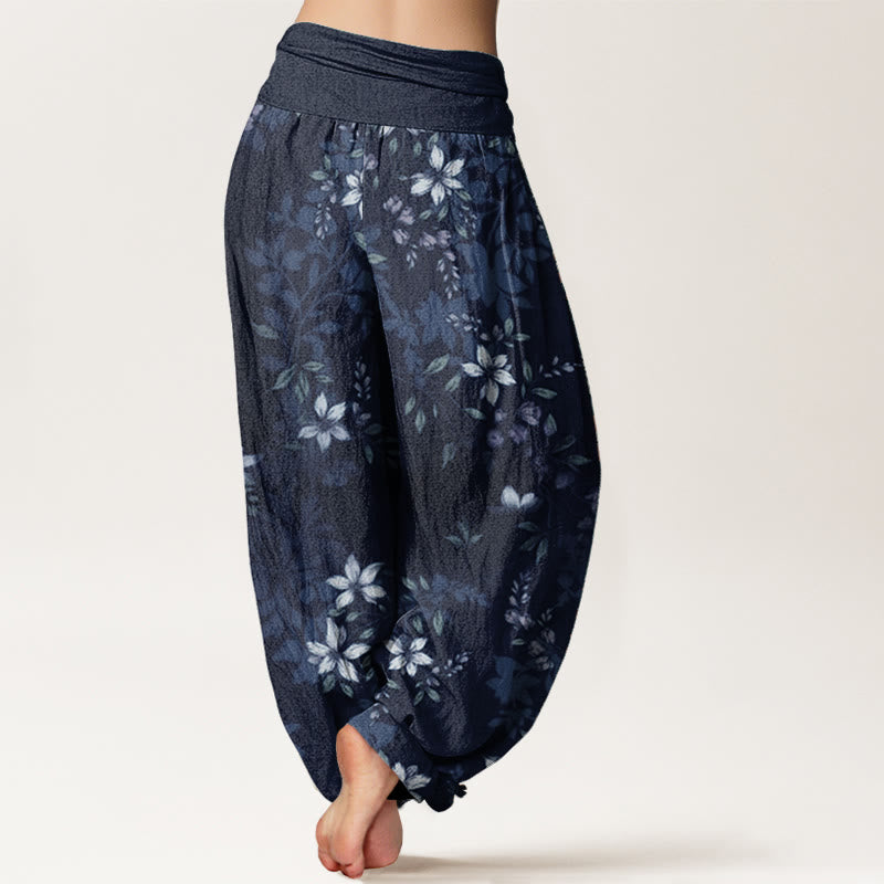 Pantaloni harem da donna con elastico in vita, in puro cotone, con piccoli fiori bianchi e foglie verdi, motivo Buddha Stones