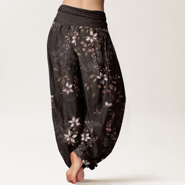 Pantaloni harem da donna con elastico in vita, in puro cotone, con piccoli fiori bianchi e foglie verdi, motivo Buddha Stones - image 9