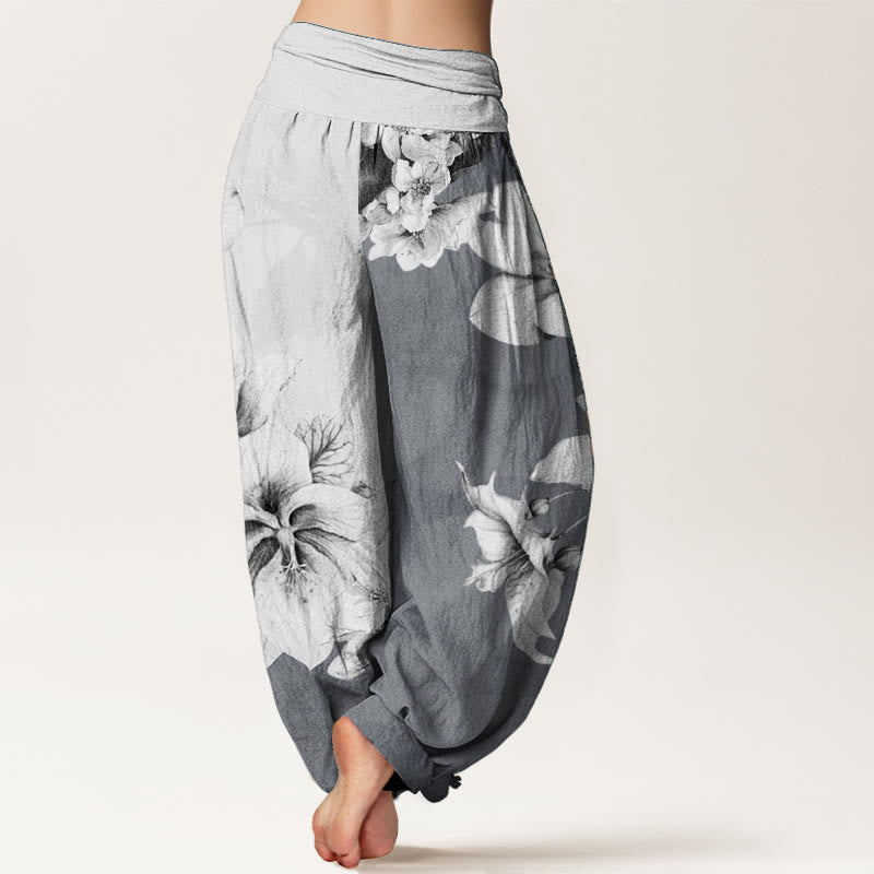 Pantaloni harem da donna con elastico in vita e motivo camelia in Buddha Stones