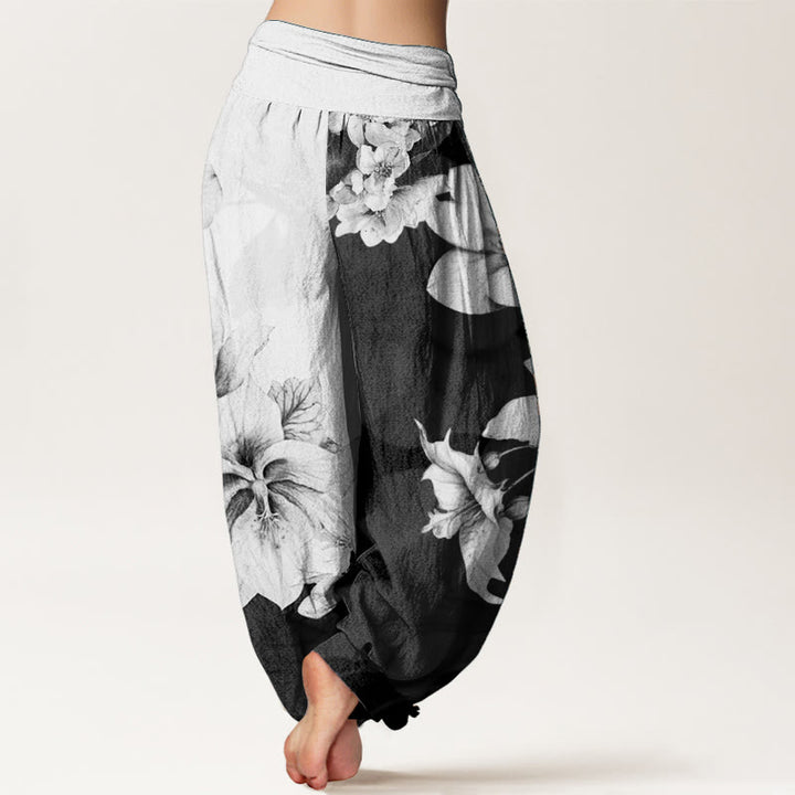 Pantaloni harem da donna con elastico in vita e motivo camelia in Buddha Stones