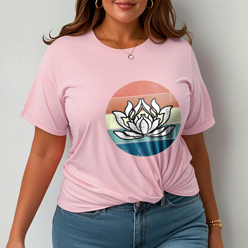 Maglietta in cotone con motivo a righe colorate Buddha Stones e loto in fiore - image 14