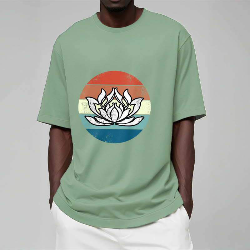 Maglietta in cotone con motivo a righe colorate Buddha Stones e loto in fiore - image 15