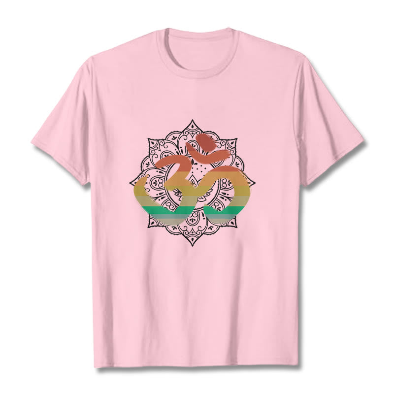 Maglietta in cotone con motivo di sfondo mandala sanscrito Om Buddha Stones e sfumatura di colore - Rosa chiaro - 2XL - image 12