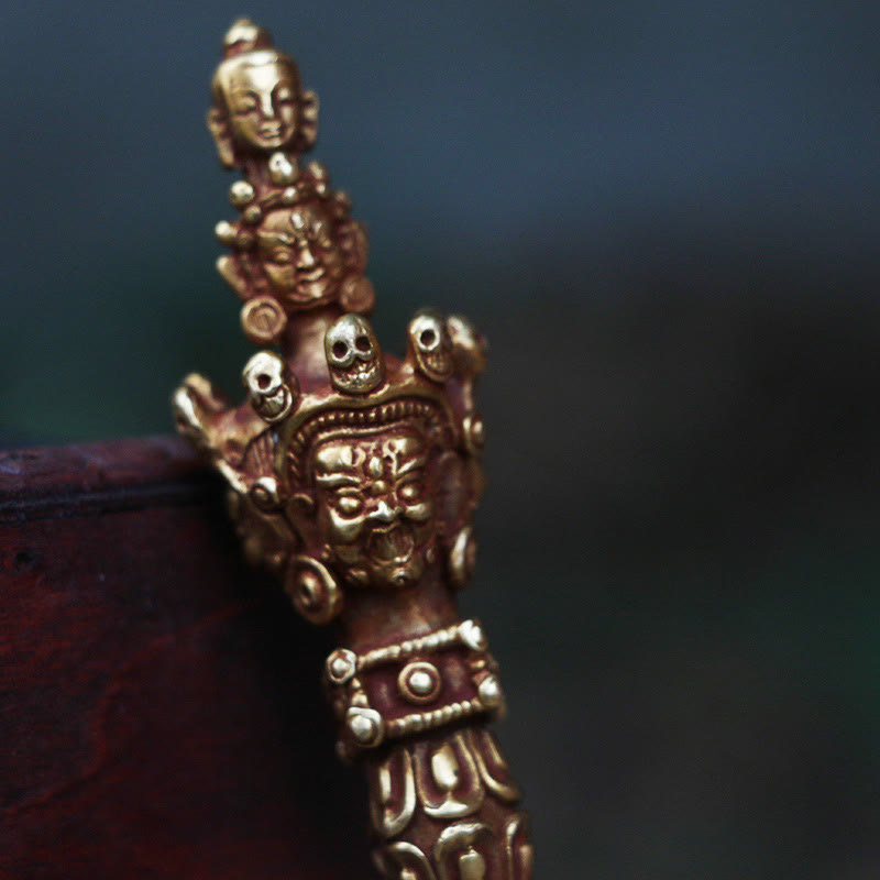 Buddha Stones fatte a mano piccole Nepal Vajra Dorje forza decorazione in metallo rame