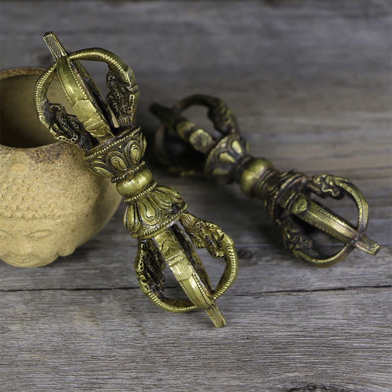 Buddha Stones fatte a mano in Nepal, decorazione in metallo rame Vajra Dorje a cinque punte - image 1
