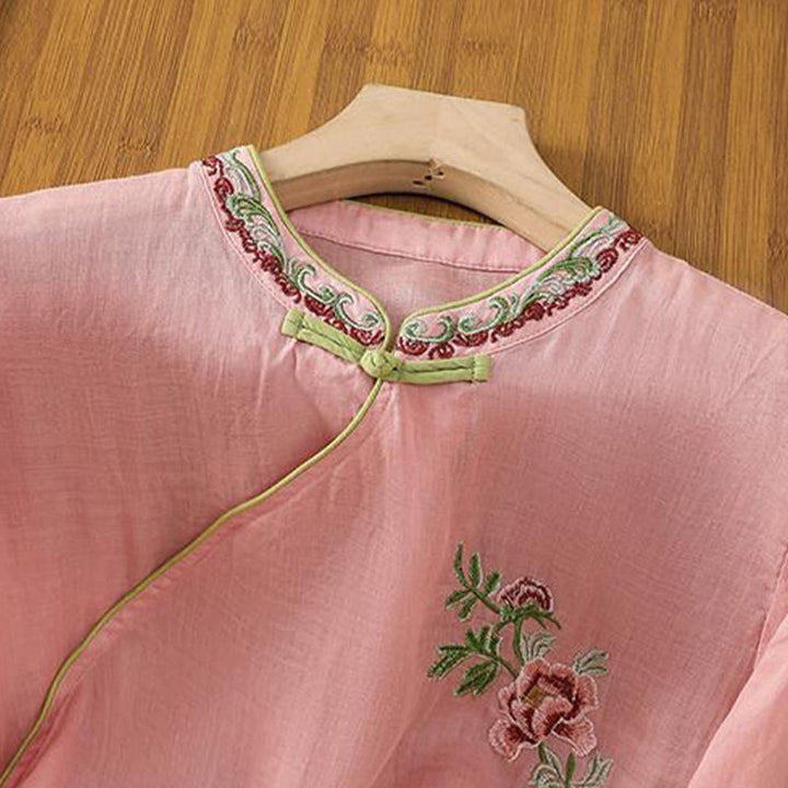 Camicia da donna in cotone e lino con maniche a tre quarti, in tinta unita, in stile etnico estivo Buddha Stones, motivo floreale e bottoni a rana - image 5