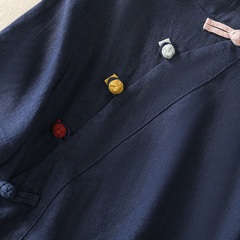 Abito da donna in cotone e lino con maniche a tre quarti, colletto obliquo e bottoni a rana colorati, stile casual Buddha Stones, camicia casual in cotone e lino con maniche a tre quarti. - image 2