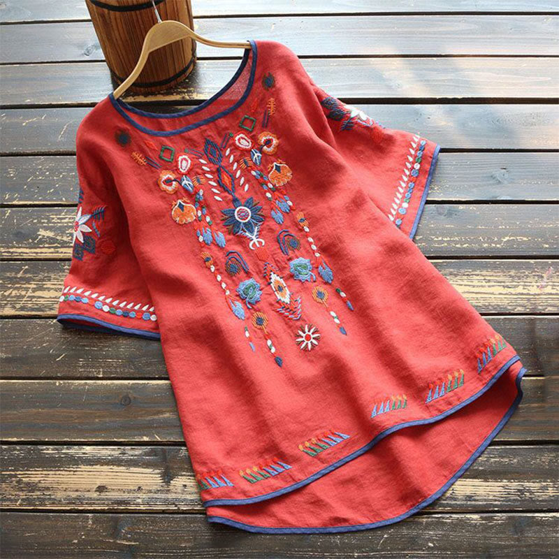 Maglietta da donna in cotone e lino a maniche corte con scollo a giro e ricamo artistico retrò con motivo floreale Buddha Stones - Rosso - US14, UK/AU18, EU46 (4XL) - image 8