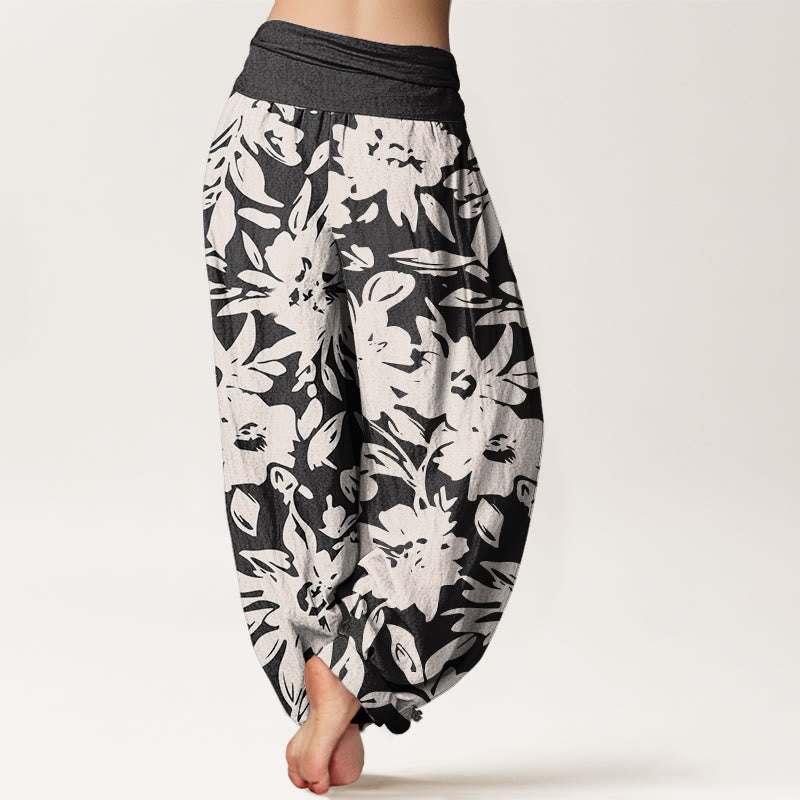 Pantaloni harem da donna con elastico in vita, modello casual con grandi fiori e fogliame lussureggiante, motivo Buddha Stones - image 3