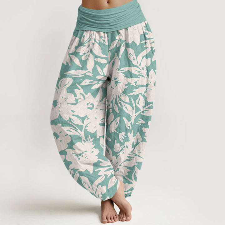 Pantaloni harem da donna con elastico in vita, modello casual con grandi fiori e fogliame lussureggiante, motivo Buddha Stones - Blu polvere - US22, UK/AU26, EU54 (6XL) - image 8