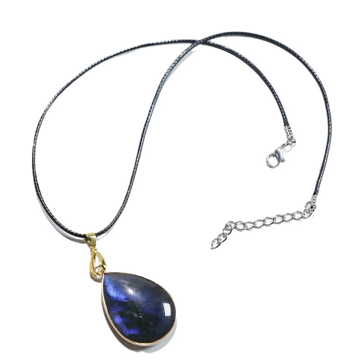 Collana con ciondolo curativo in labradorite con motivo a goccia d'acqua Buddha Stones