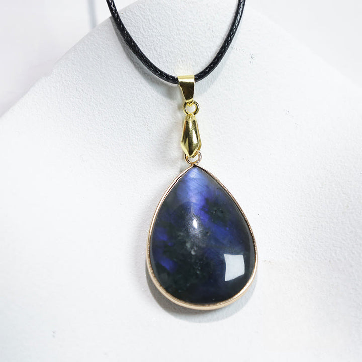 Collana con ciondolo curativo in labradorite con motivo a goccia d'acqua Buddha Stones