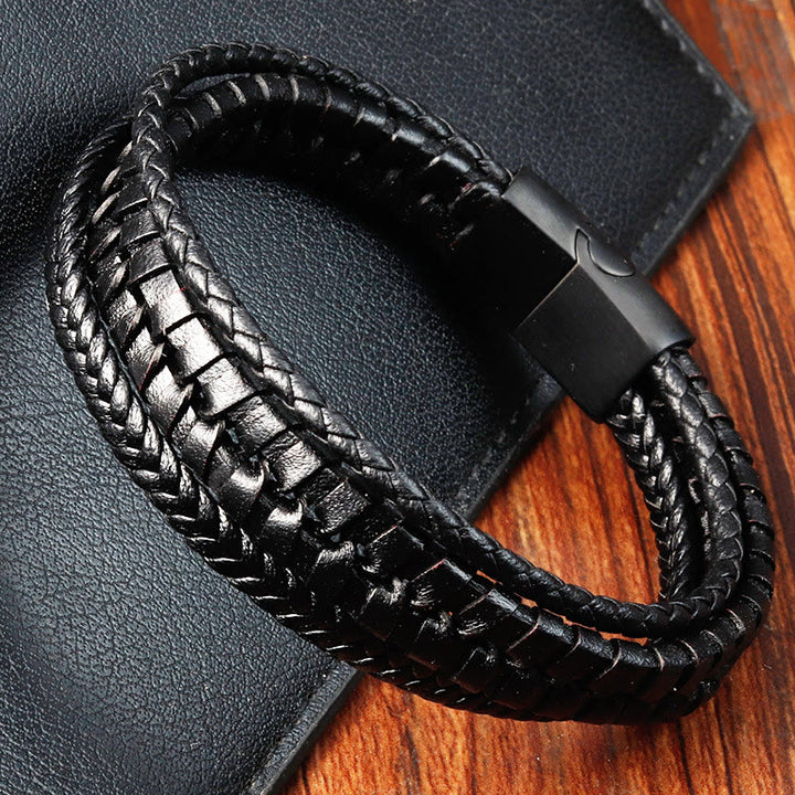 Bracciale con fibbia in pelle multistrato rinforzata in acciaio al titanio con motivo intrecciato semplice di Buddha Stones