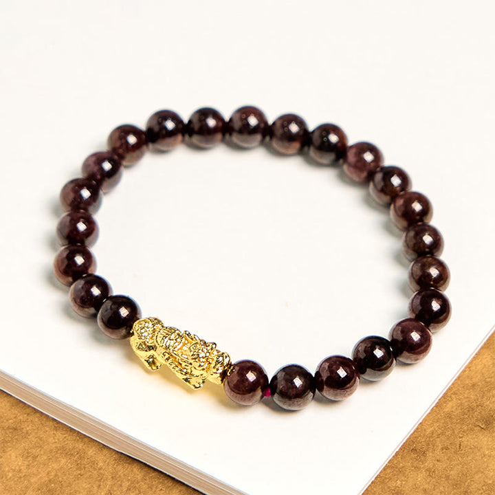 Bracciale di protezione PiXiu con perle di granato naturale Buddha Stones