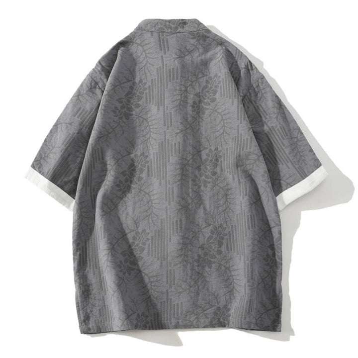 Camicia da uomo estiva casual in cotone a maniche corte con colletto alla coreana e motivo floreale jacquard Buddha Stones, chiusura con bottoni a rana e colore a contrasto. - image 6