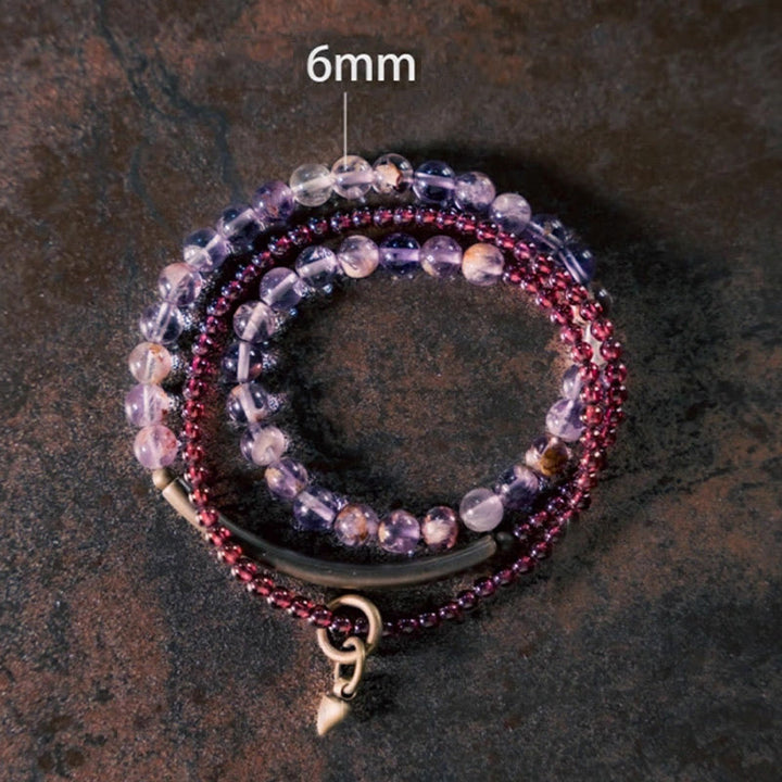 Bracciale multistrato Buddha Stones Retro in ametista da 6 mm e granato da 4 mm