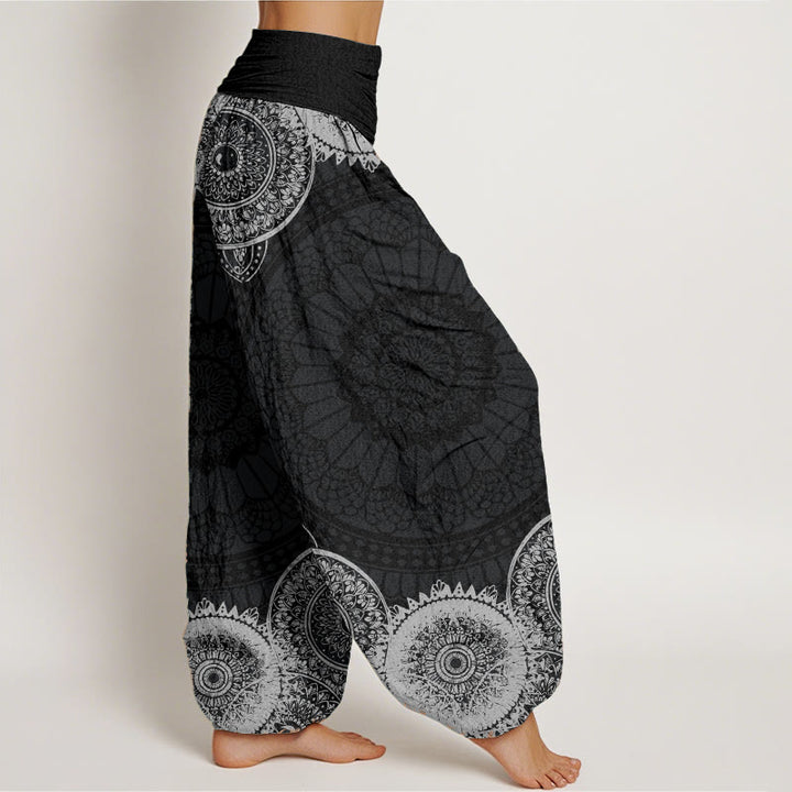 Pantaloni harem da donna con elastico in vita e motivo mandala circolare in puro cotone Buddha Stones