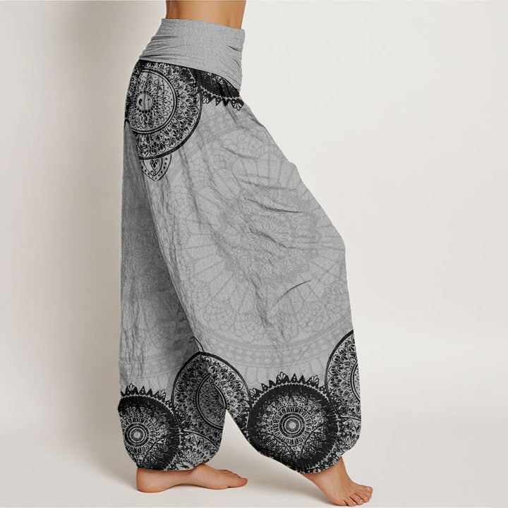 Pantaloni harem da donna con elastico in vita e motivo mandala circolare in puro cotone Buddha Stones