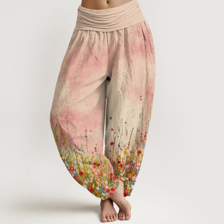 Pantaloni harem da donna con elastico in vita, modello Buddha Stones, casual, colorati, con motivo di campo di fiori selvatici - Biscotto - US22, UK/AU26, EU54 (6XL) - image 1
