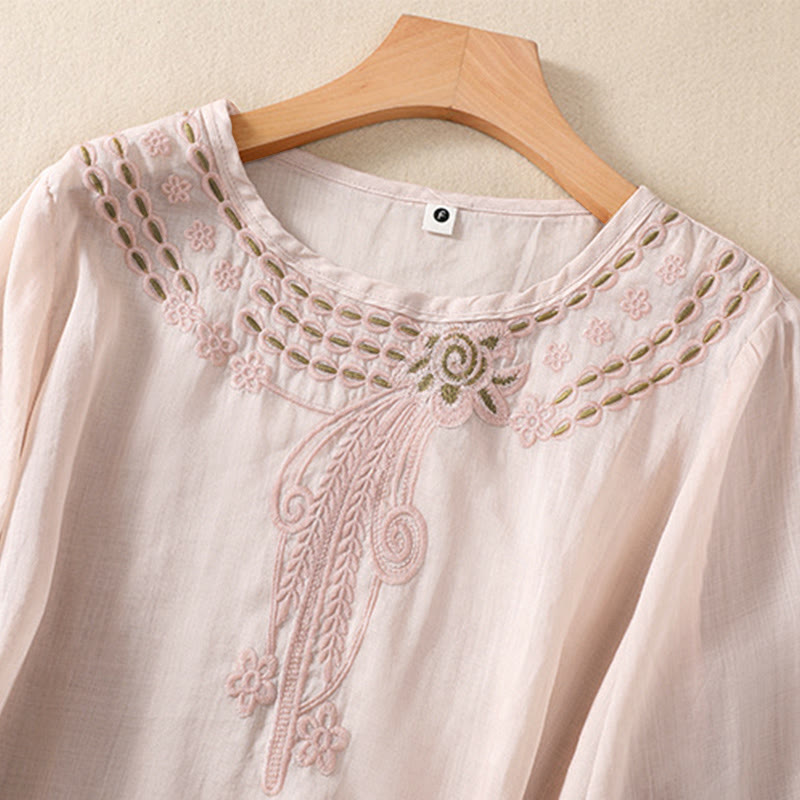Camicia in cotone e lino a maniche corte con scollo a giro e design cavo da donna Buddha Stones - image 3