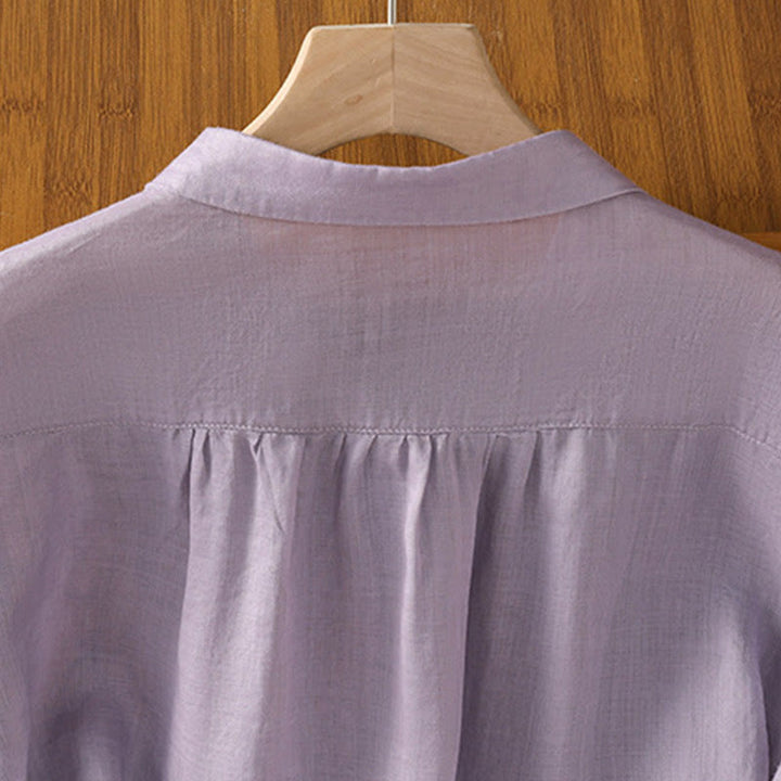 Camicia da donna in cotone a maniche corte con colletto rialzato, bottoni frontali ricamati con Buddha Stones
