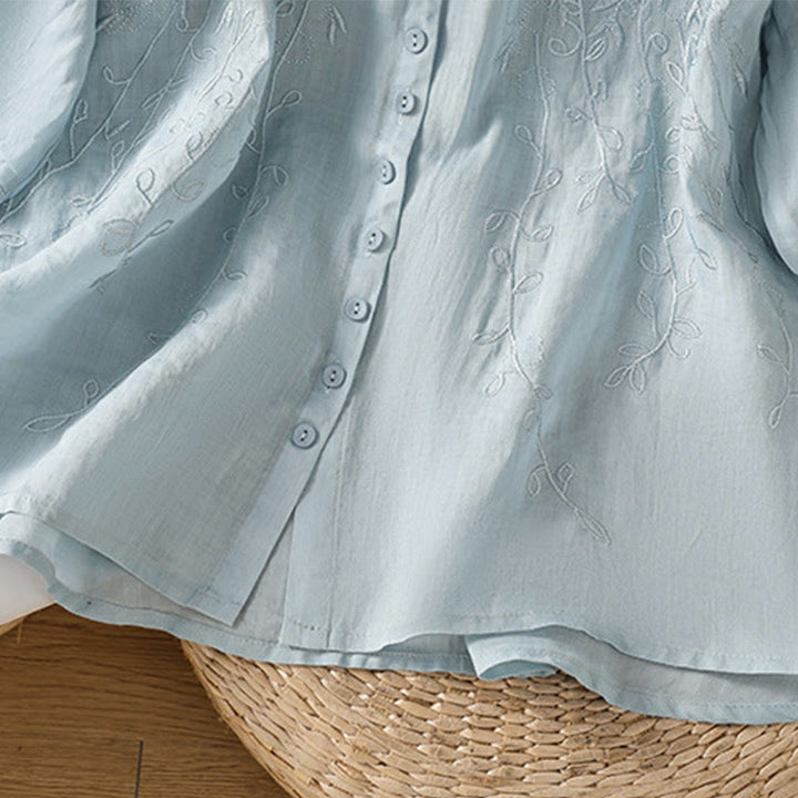 Camicia da donna in cotone a maniche corte con colletto rialzato, bottoni frontali ricamati con Buddha Stones