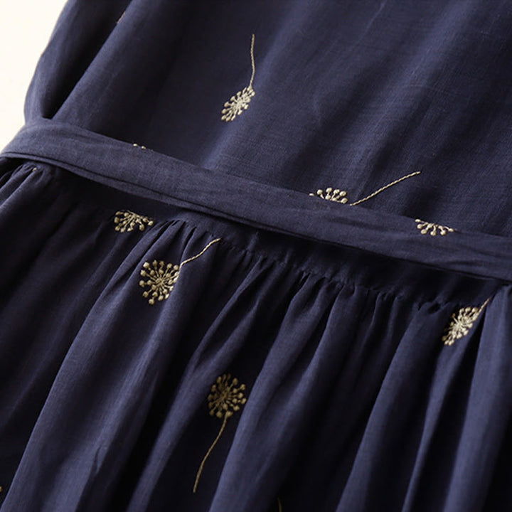 Abito midi in cotone senza maniche con stampa Buddha Stones blu notte, design allacciato e tasche - image 6